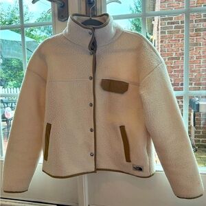 EUC, Authentic North Face Fleece